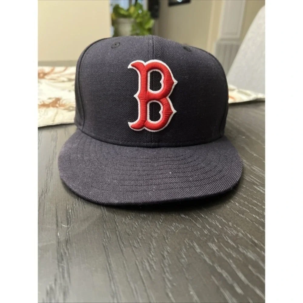 boston red sox cooperstown collection fitted hat 7 1/8. 1967 WS. 657
